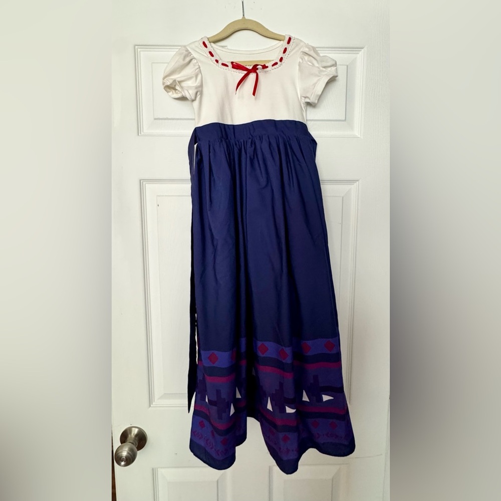 Encanto Luisa Dress - Size 6